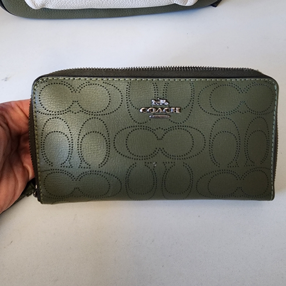 Coach Olive Green and White Women's or mens  Backpack with wallet - Picture 12 of 14